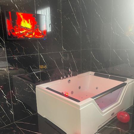 Life Hotel Касалнуово ди Наполи Екстериор снимка